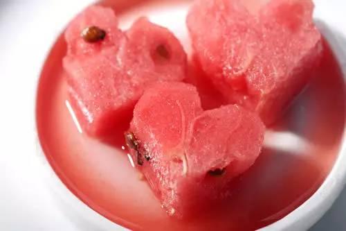 娱乐吃瓜酱雪玫瑰,娱乐吃瓜酱的甜蜜诱惑